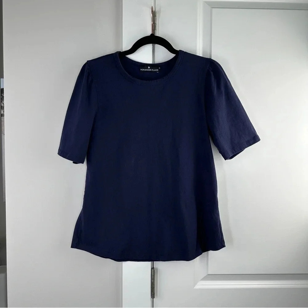 Pomander‎ Place Size XS Navy Pleated Sleeve Short Sleeve Top Classic Tuckernuck